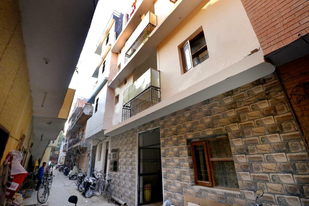SPOT ON 44679 Hotel Samrat Sohāna Esterno foto